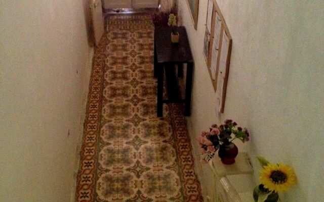 Lee's House Bed & Breakfast Sliema