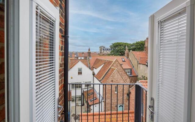 Host Stay One Mulgrave Place