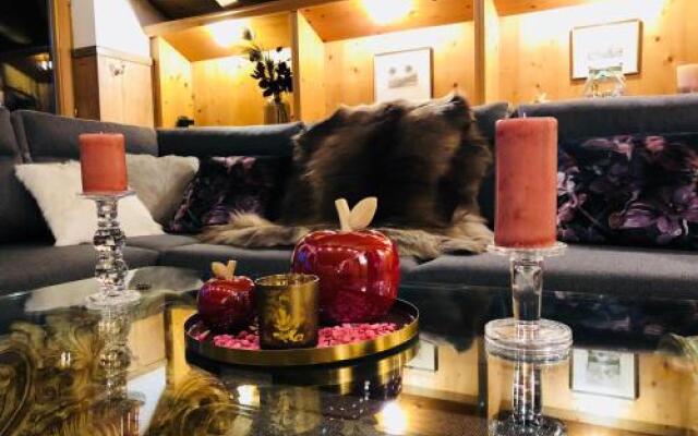 Golden Gapa River Luxury Penthouse 25