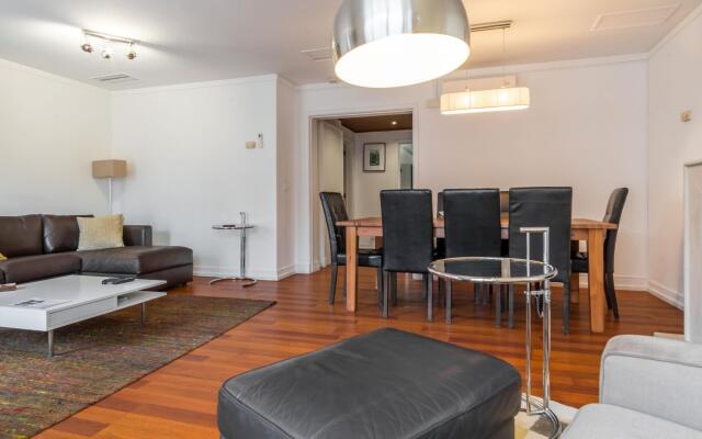 LV Premier Chiado CH2 Balcony Spacious Elevator