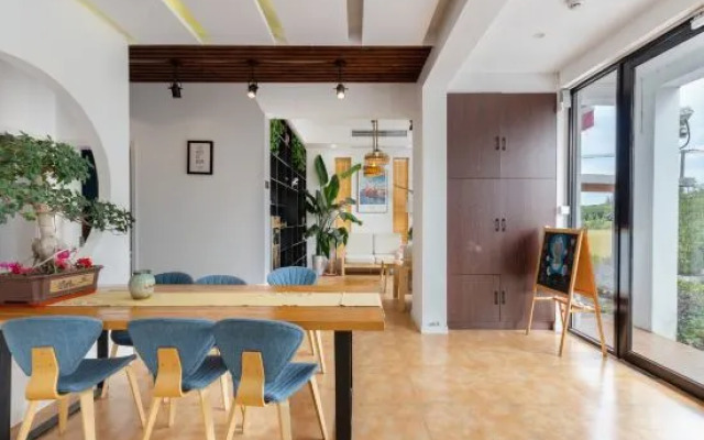 Qingnianli Designer Hostel