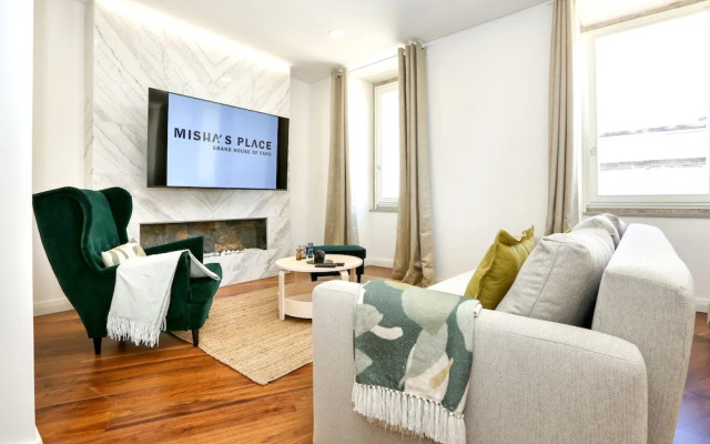 Green Essence Duplex in Faro by Misha s Place