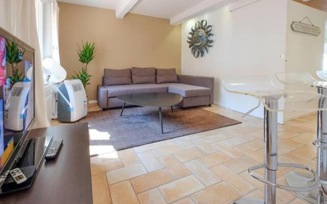 Appartement centre ville St Maxime, plage à pied