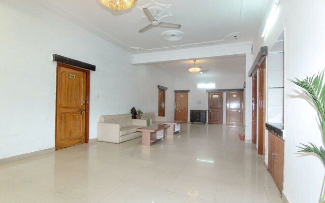 OYO 9317 Hotel Indiana