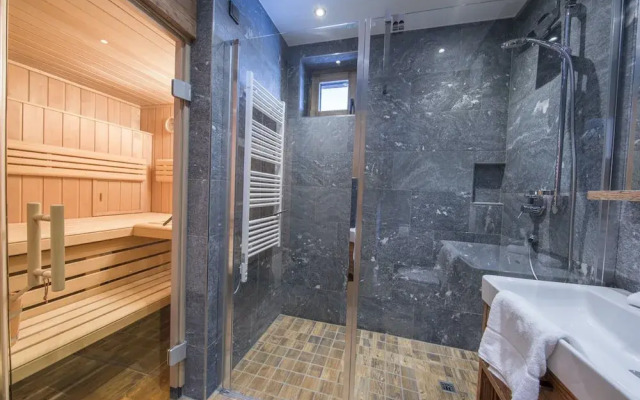 Chalet With Sauna in Neukirchen am Grossvenediger