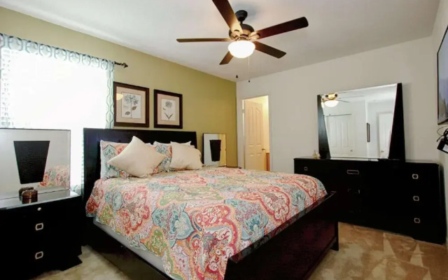 3207 Compass Bay