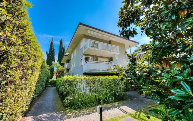 Marina's Green Home