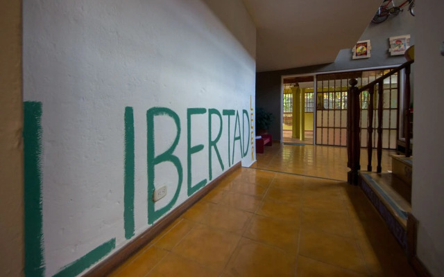 Yolo Hostel Medellin