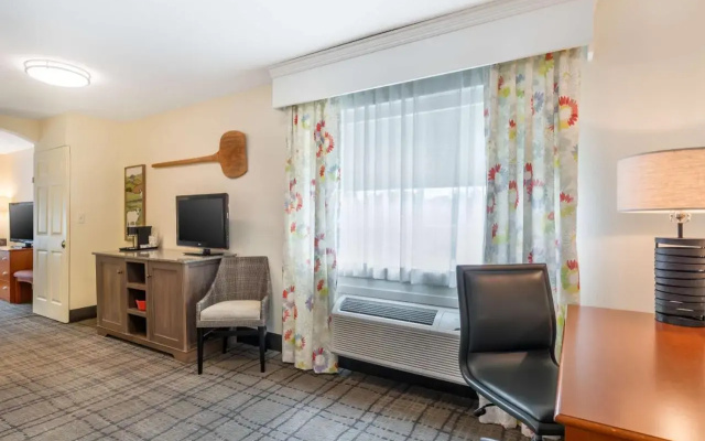 Best Western Plus University Park Inn & Suites