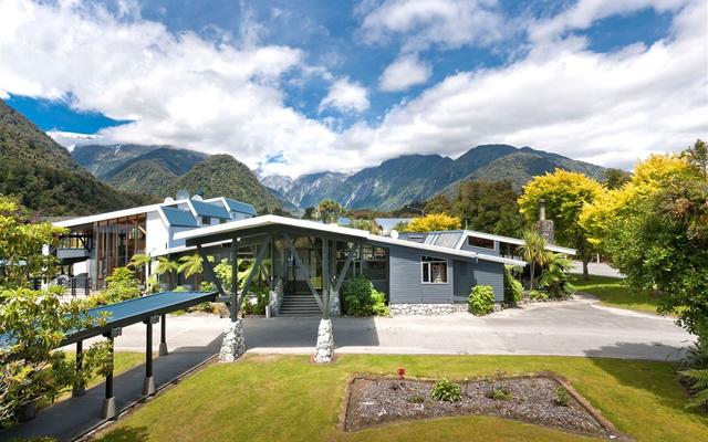 Scenic Hotel Franz Josef Glacier