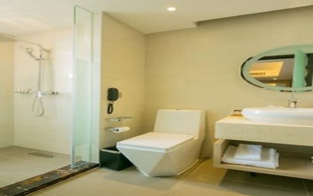 Lavande Hotel Wuhan Wusheng Road