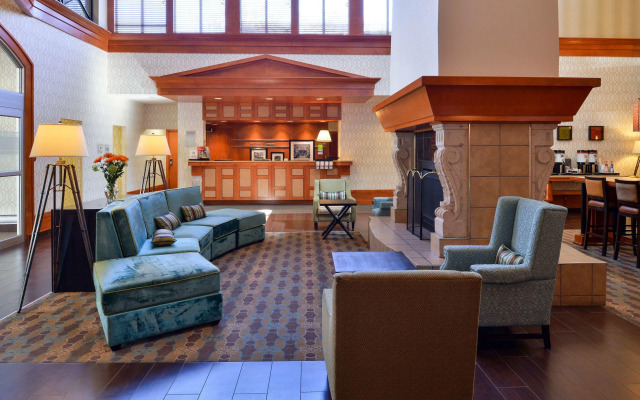 Hampton Inn & Suites By Hilton Calgary- University Northwest