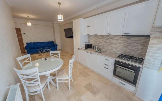 Apartments in Solid House Mamaia