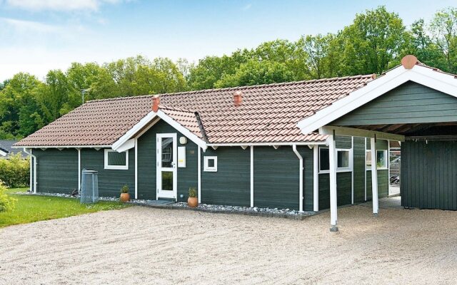 8 Person Holiday Home in Juelsminde