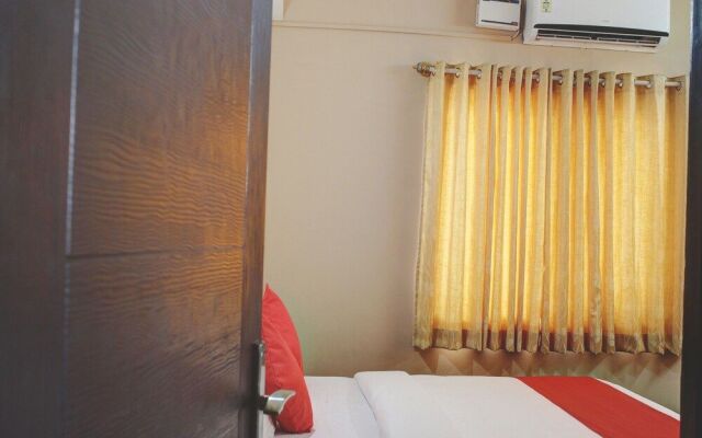 OYO 13670 Skylark Service Apartment
