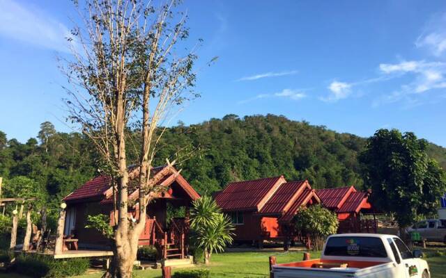 Baan Phukaotoknam Resort