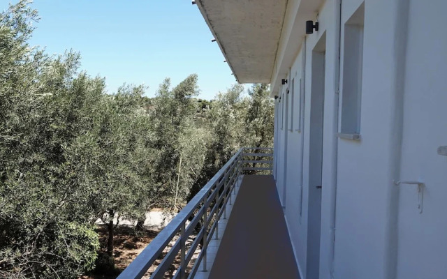 Karavaki Apartments