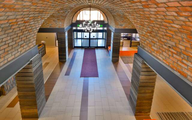 Embassy Suites by Hilton Denver Central Park