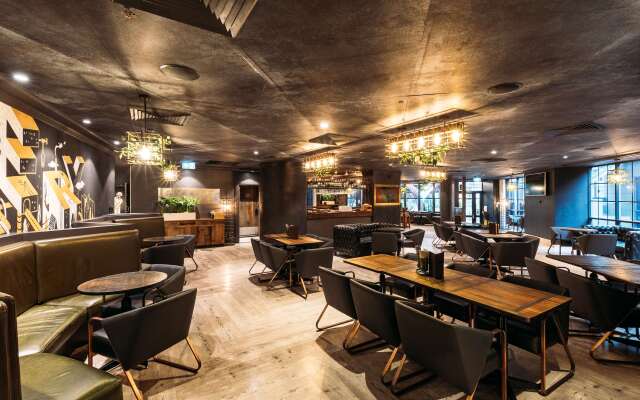 Rydges World Square