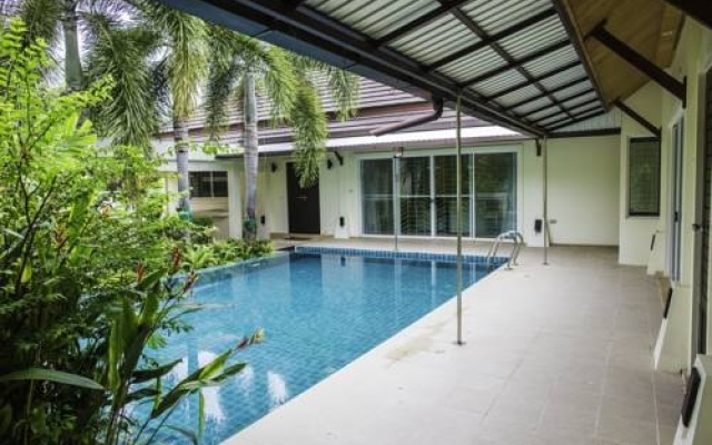 Nai Harn Pool Villa