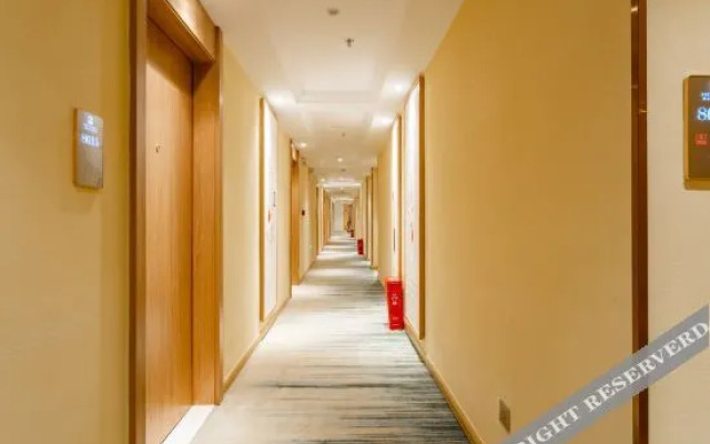 Vienna 3 Best Hotel(Guiyang Huaxi Univercity Castle Branch)
