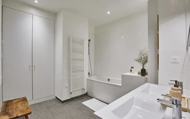 Sublime Apartment in the Heart of Paris