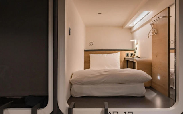 Taiwan Youth Hostel & Capsule Hostel