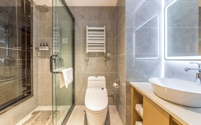 Shimao Rui Selected Shangpin Hotel