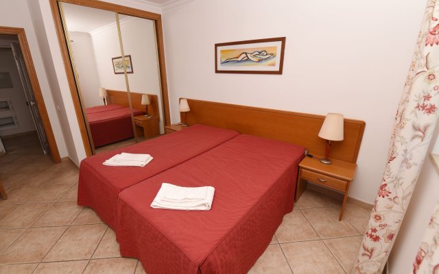 Praia da Lota Resort - Apartments