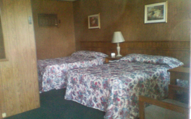 Capri Motel