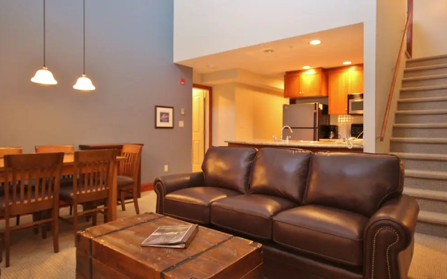 Timberline Lodges by Fernie Lodging Company