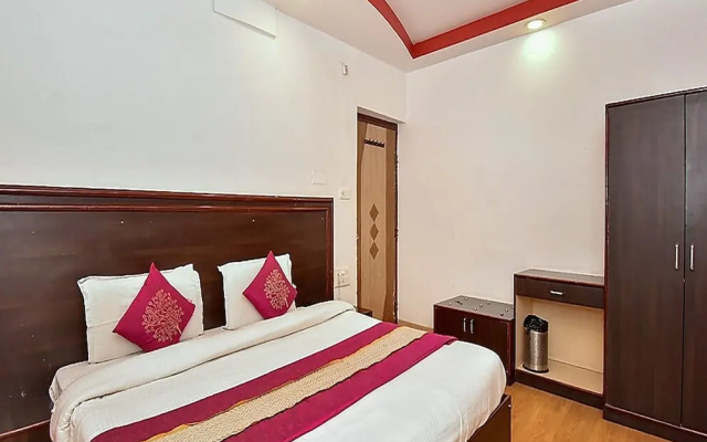Hotel Deep Palace Near Bus Stand Udaipole
