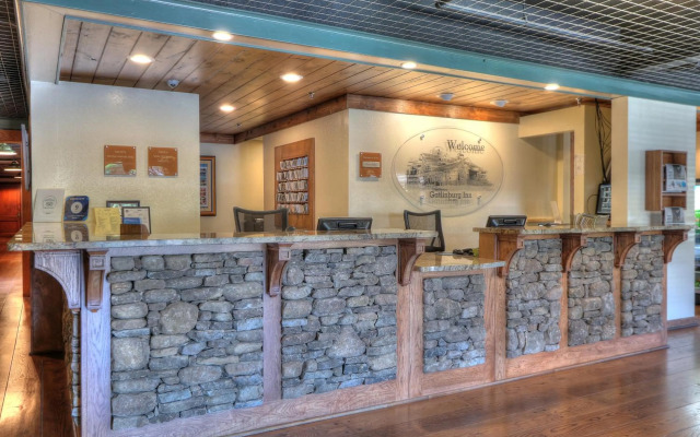 The Historic Gatlinburg Inn