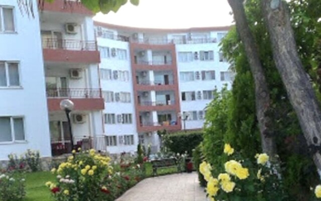 Seaside Studio Apartment in Ravda