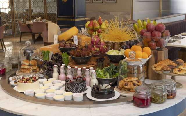 Radisson Collection Hotel & Spa, Riverfront Srinagar