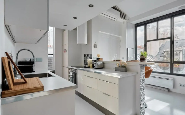 Charming Duplex Center of Paris-montorgueil