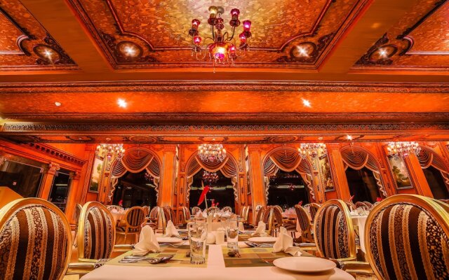 Hotel Sitara Grand Banjara Hills