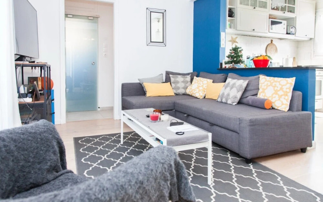 Cozy apt in Central Athens with view