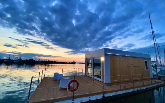 AQUA RESORT GIULIANOVA - Houseboat