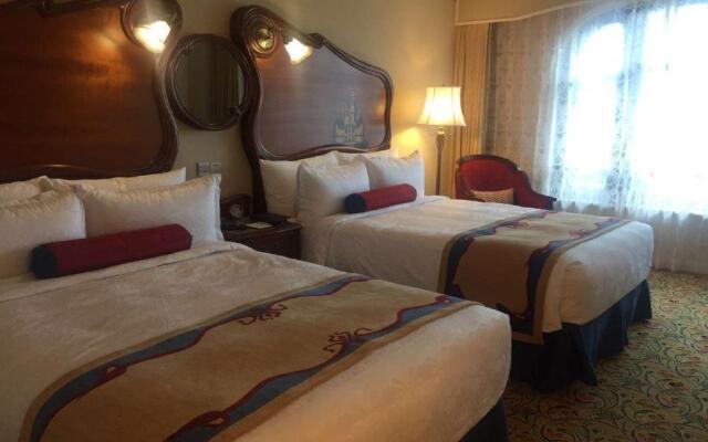 Shanghai Disneyland Hotel 