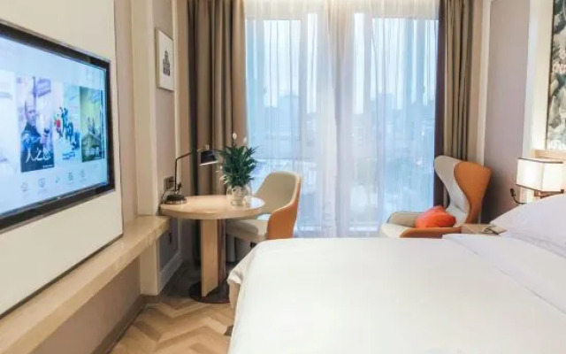 Vienna Hotel (Renshou City Wetland Park)