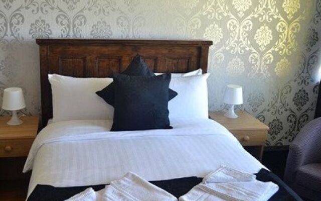 Countryside Express Hotel, Dinner, B&b