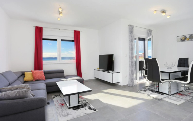 Family friendly apartments with a swimming pool Mavarstica, Ciovo - 18642