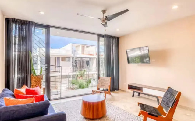 307 Amena Awesome Penthouse w/ Private Pool and Gym