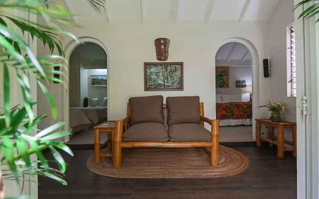 Seagrapes Villa