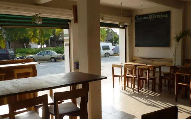 Hotel Hostal Pakololo