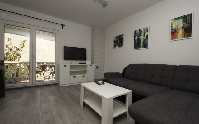 Apartment Jure