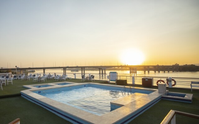 MS. Semiramis l Nile cruise