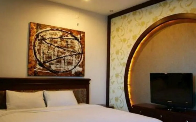 Twin Hotel