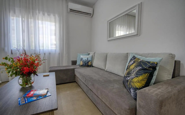The Rhodes Marina Apartment